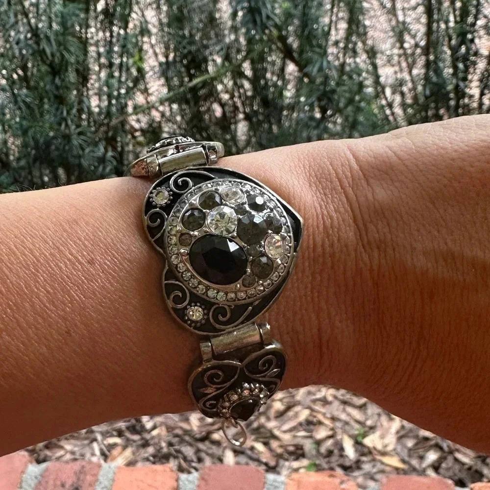RHINESTONE Black and Silver Heart BRACELET rare unique